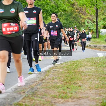 Runner Photo 4096550