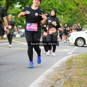 Runner Photo 4096557