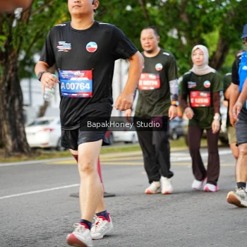 Runner Photo 4096569