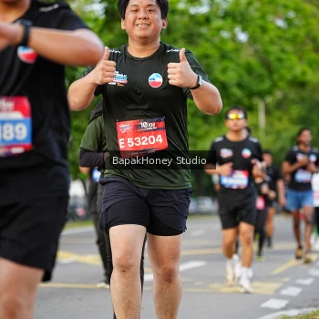 Runner Photo 4096591