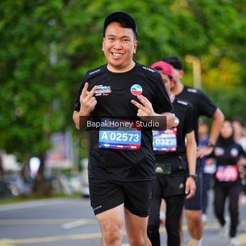 Runner Photo 4096623