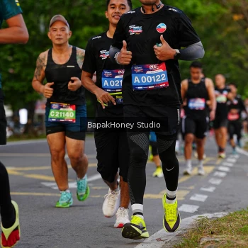 Runner Photo 4096630