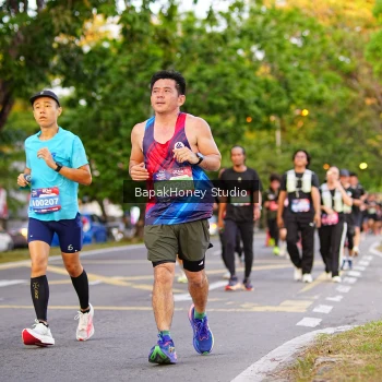 Runner Photo 4096636