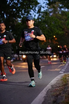 Runner Photo 4096679