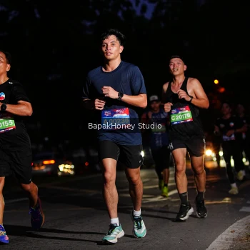 Runner Photo 4096682