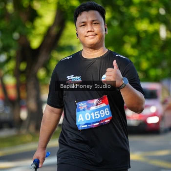 Runner Photo 4096698