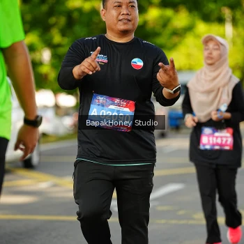 Runner Photo 4096717