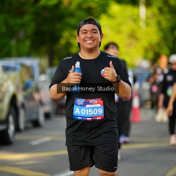 Runner Photo 4096752