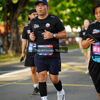 Runner Photo 4096757