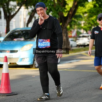 Runner Photo 4096758