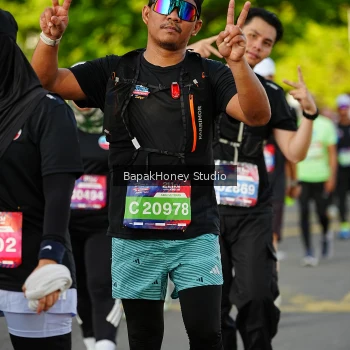 Runner Photo 4096761
