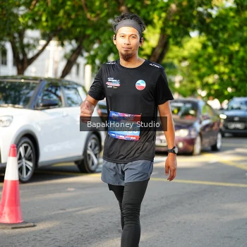 Runner Photo 4096775