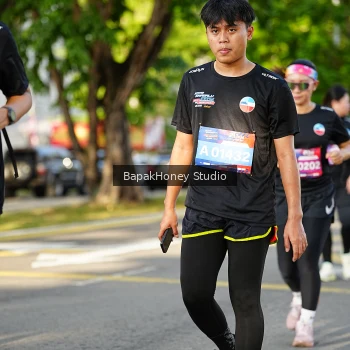 Runner Photo 4096776