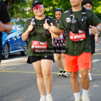 Runner Photo 4096780
