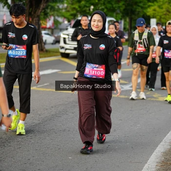 Runner Photo 4096811