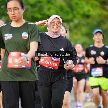 Runner Photo 4096874