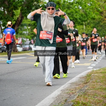 Runner Photo 4096895