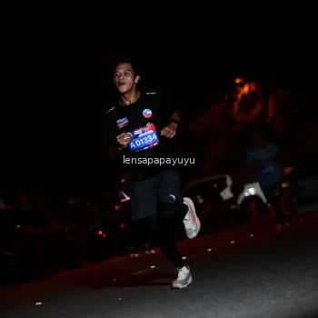 Runner Photo 4097109