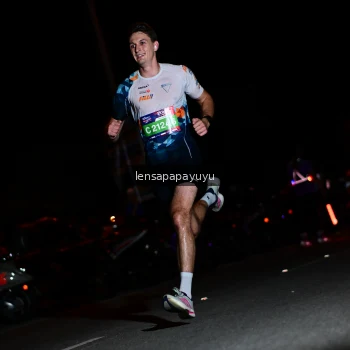 Runner Photo 4097122