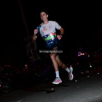 Runner Photo 4097124