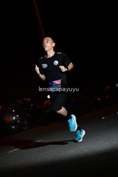 Runner Photo 4097129