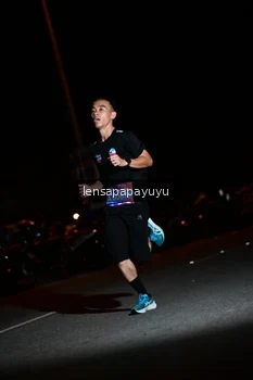Runner Photo 4097130