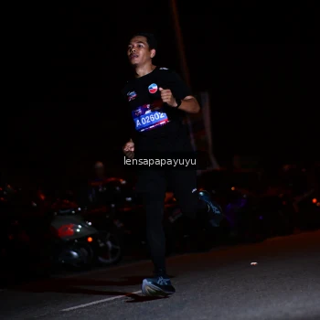 Runner Photo 4097186