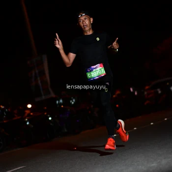 Runner Photo 4097241