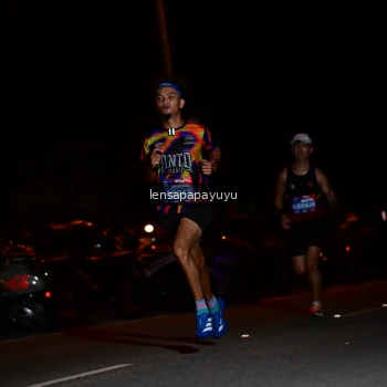 Runner Photo 4097282