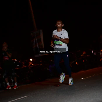 Runner Photo 4097311