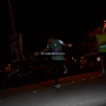 Runner Photo 4097329