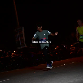 Runner Photo 4097331