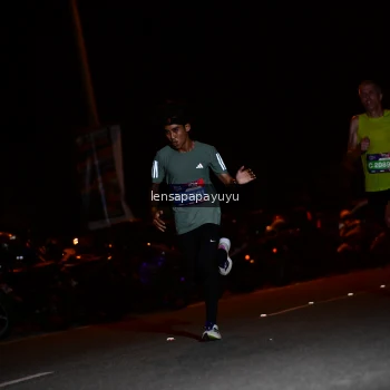 Runner Photo 4097332
