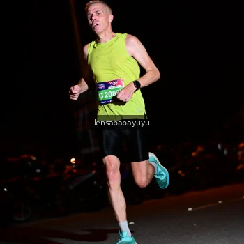 Runner Photo 4097338