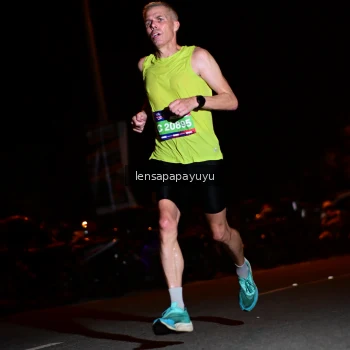 Runner Photo 4097344