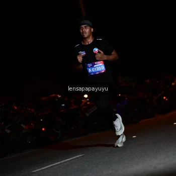 Runner Photo 4097351