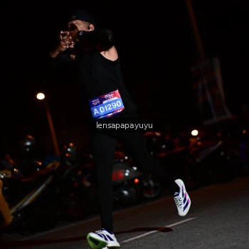 Runner Photo 4097352