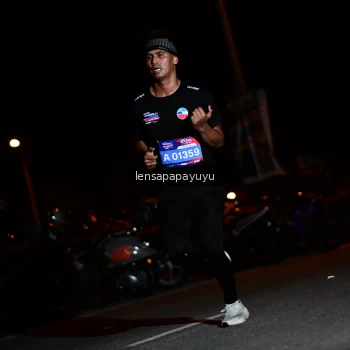 Runner Photo 4097355