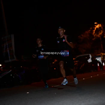 Runner Photo 4097387
