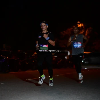 Runner Photo 4097438
