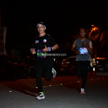 Runner Photo 4097440