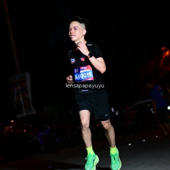 Runner Photo 4097476