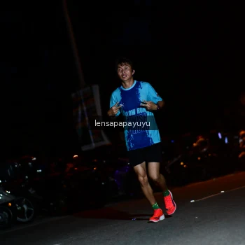 Runner Photo 4097495