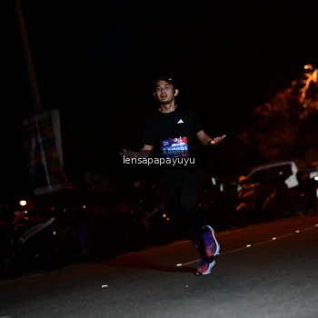 Runner Photo 4097514