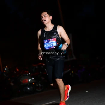 Runner Photo 4097651