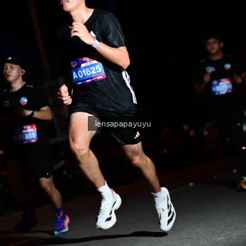Runner Photo 4097858