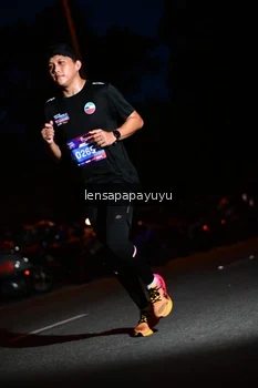Runner Photo 4097864