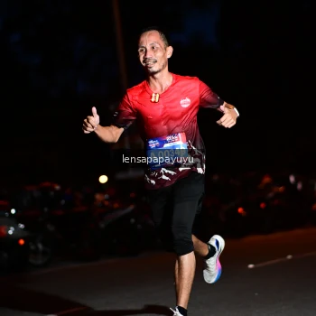 Runner Photo 4097896