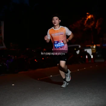 Runner Photo 4097900