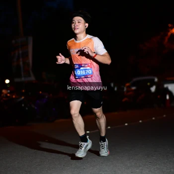 Runner Photo 4097901